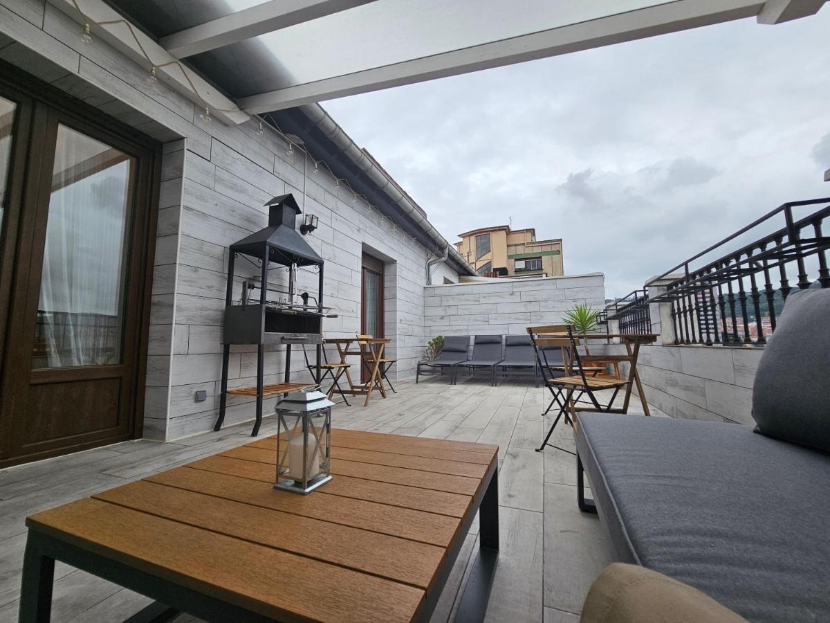 Habitacion En Atico Con Terraza En Bilbao Leilighet Eksteriør bilde