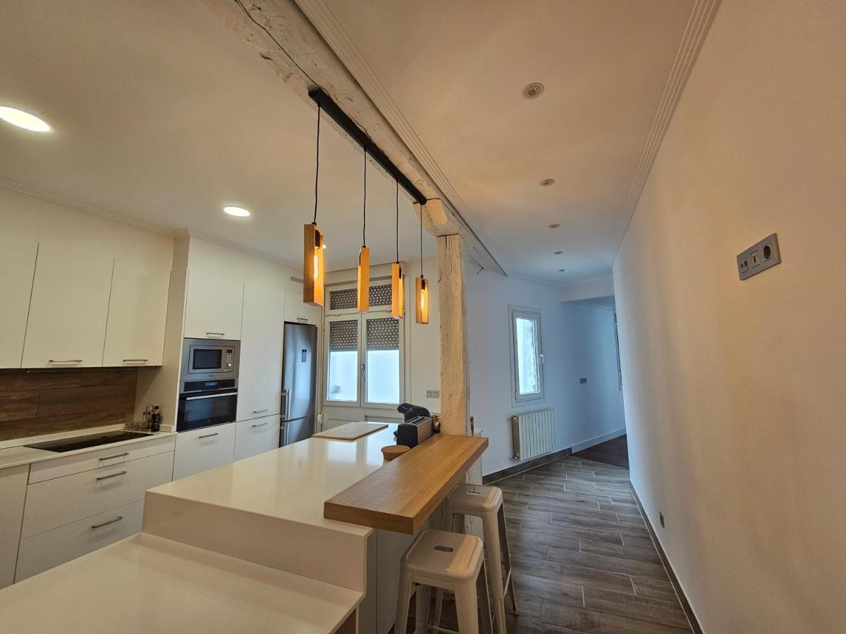 Habitacion En Atico Con Terraza En Bilbao Leilighet Eksteriør bilde