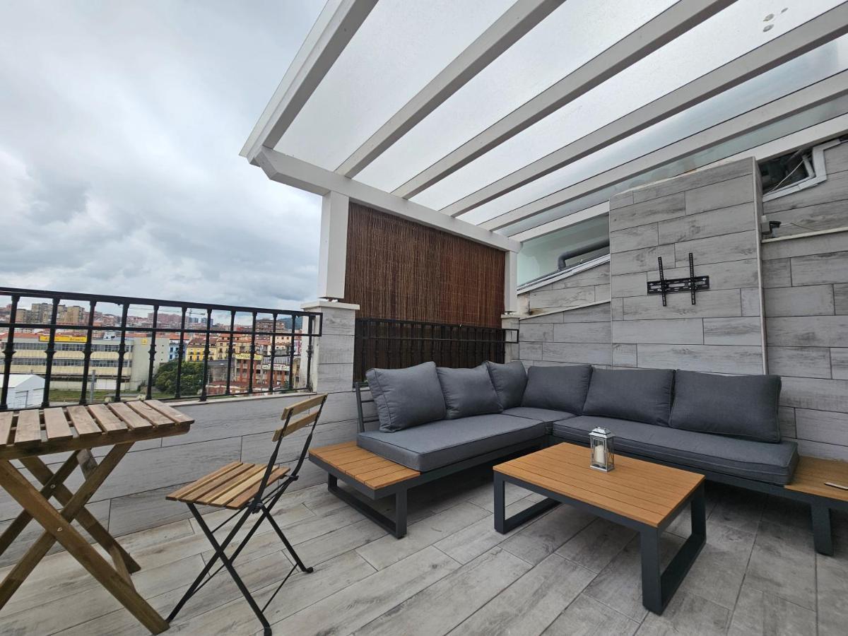 Habitacion En Atico Con Terraza En Bilbao Leilighet Eksteriør bilde