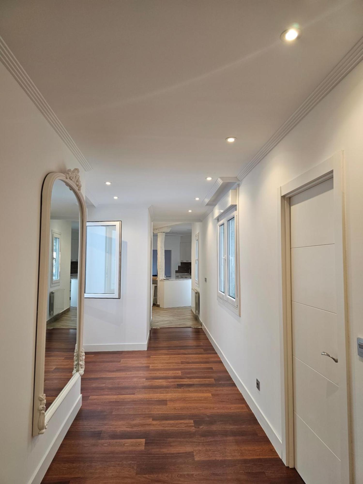 Habitacion En Atico Con Terraza En Bilbao Leilighet Eksteriør bilde